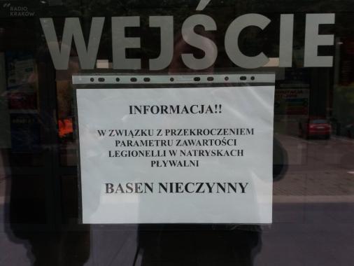 Miejski Basen w Tarnowie - Mościcach zamknięty. W wodzie znaleziono bakterie legionelli