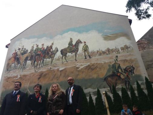 Zaginiony fragment Panoramy Siedmiogrodzkiej trafił na ścianę tarnowskiego budynku