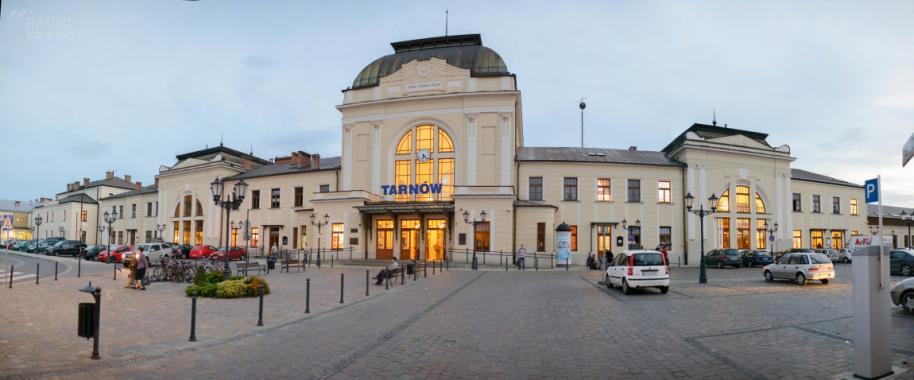 Najpiękniejszy dworzec kolejowy w Polsce znajduje się w Tarnowie