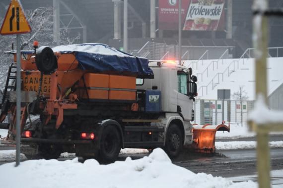 Bardzo drogi atak zimy dla tarnowskich drogowców