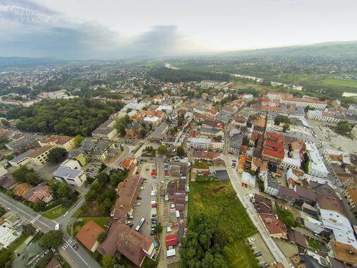 Sądeccy radni podzieleni ws. nowego urzędu miasta przy ulicy Kilińskiego