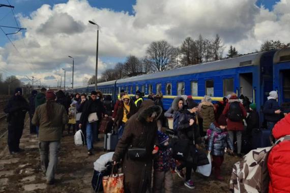 Wojewódzki urząd pracy pyta o możliwości zatrudnienia uchodźców