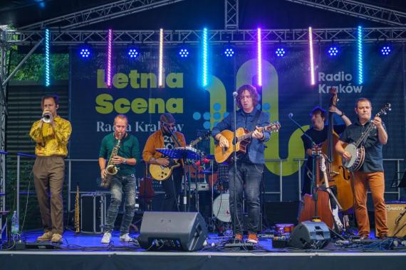 Nowoczesny folk, jazz i blues – Kraków Street Band na Letniej scenie Radia Kraków