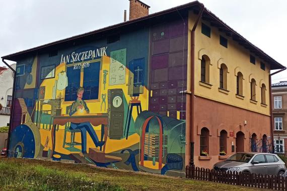 Mural przedstawiający Jana Szczepanika można zobaczyć w Tarnowie