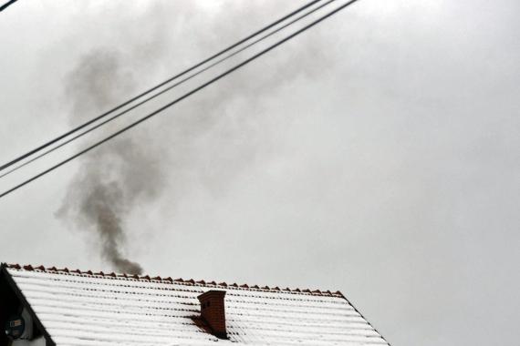 W sezonie grzewczym do lekarzy trafia coraz więcej pacjentów z objawami alergii