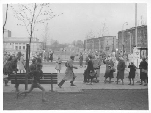 Operacja “Usunąć krzyż”  -   Nowa Huta 1960   