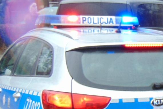 Wypadek na niestrzeżonym przejeździe kolejowym w Małopolsce. Nie żyje 40-letni mężczyzna