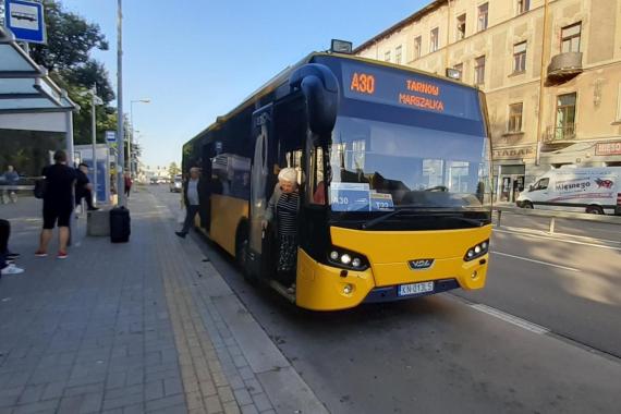 Wystartowały autobusowe linie dowozowe w gminie Tarnów i Pleśna