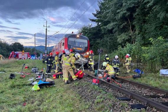 Prokuratura wyjaśnia okoliczności wypadku w Barcicach, w którym zginęły dwie osoby