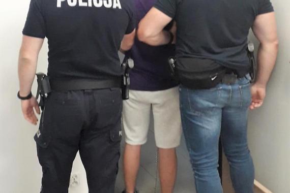 Oświęcimscy policjanci zatrzymali seryjnego włamywacza