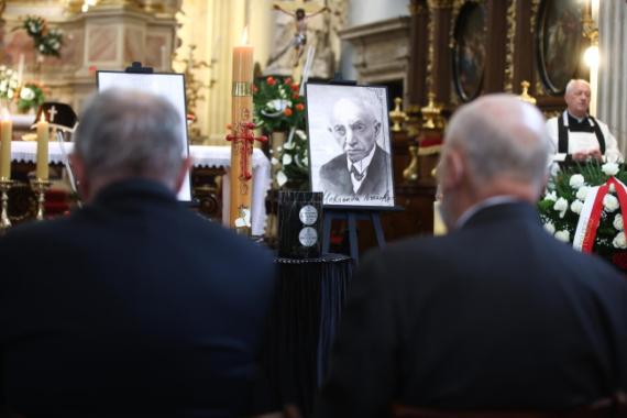 Prof. Aleksander Bruckner, znalazca „Kazań świętokrzyskich”, spoczął w Krakowie