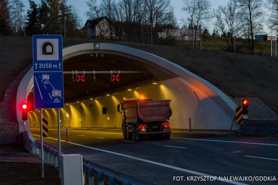 Tunel na Zakopiance będzie całkowicie zamknięty z powodu prac serwisowych