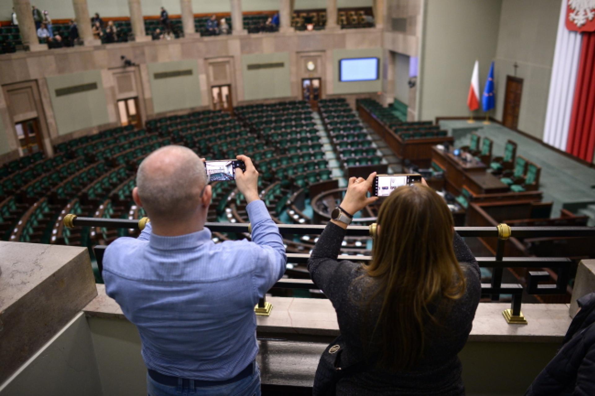 W Poniedziałek Inauguracyjne Posiedzeniu Sejmu X Kadencji