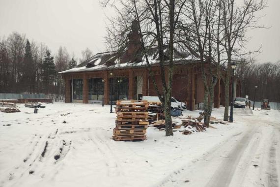 Władze gminy Uście Gorlickie planują otwarcie basenu w Wysowej jeszcze w te wakacje