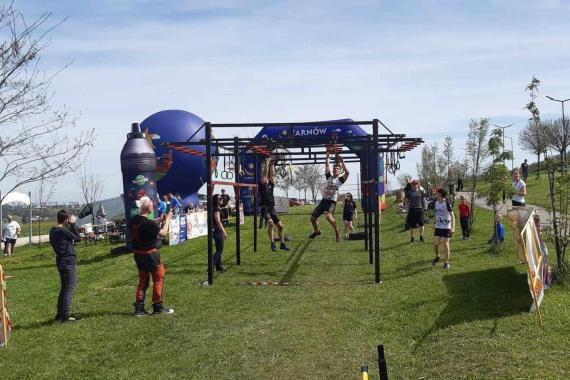 Było słońce i błoto. 130 zawodników wzięło udział w kolejnej edycji biegu Marcinka Cross Challenge