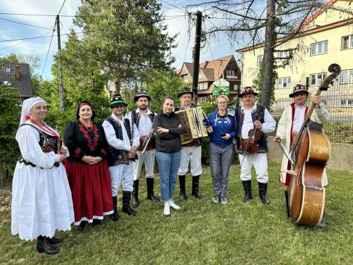 Między krakowiakami a góralami. Lachy Szczyrzyckie - prawie 