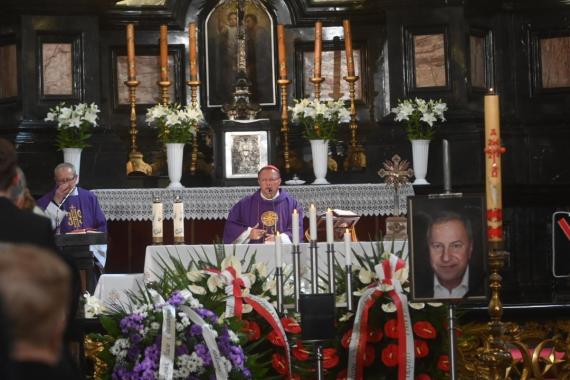 Kraków pożegnał Jerzego Stuhra. Wybitny aktor spoczął na Cmentarzu Rakowickim