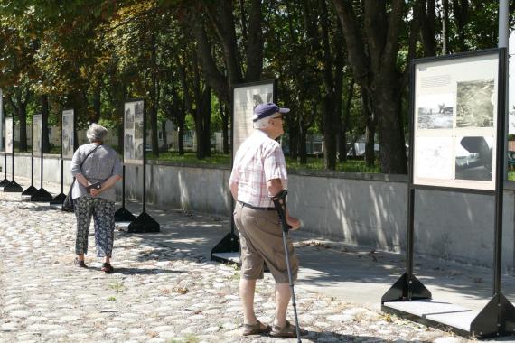 Wspólne losy Polaków na wystawie Kraków '44 – Warszawa '44