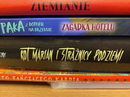 Ziemianie, Miasto tańczącego karpia, Kot Marian i Paka. Alfabet 24.11.24