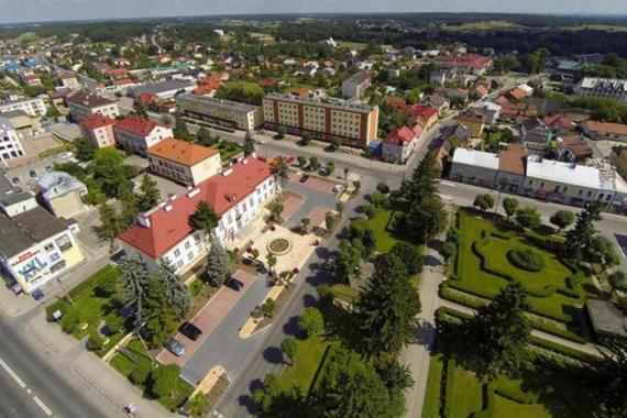 Mieszkania kontenerowe dla uchodźców z Ukrainy.  Pierwsze będą w Dąbrowie Tarnowskiej