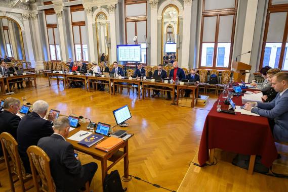 Miało być rzadziej ... będzie drożej. Tarnów podnosi opłatę śmieciową 