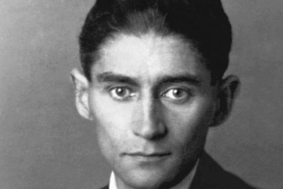 Kafka tworzy literaturę, która jest jak najbardziej interpretowalna. Z Grzegorzem Jankowiczem o „Procesie”