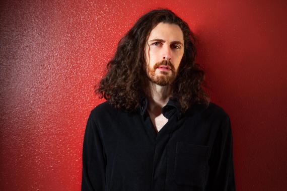 Hozier „Unreal Unearth: Unending” – edycja deluxe ostatniego albumu