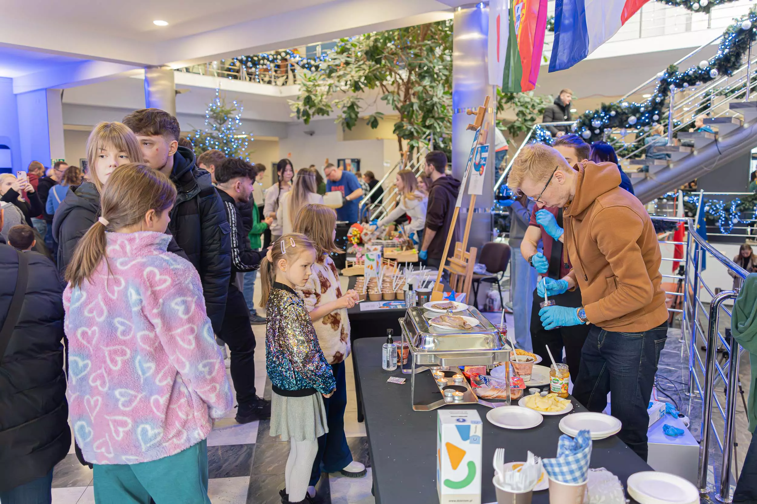 Jesz i pomagasz. International Cooking Day już po raz 20 w nowosądeckiej WSB