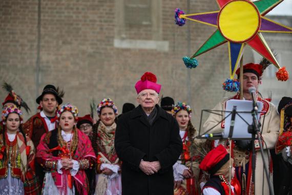 Tłumy w orszaku trzech króli; abp Jędraszewski: 