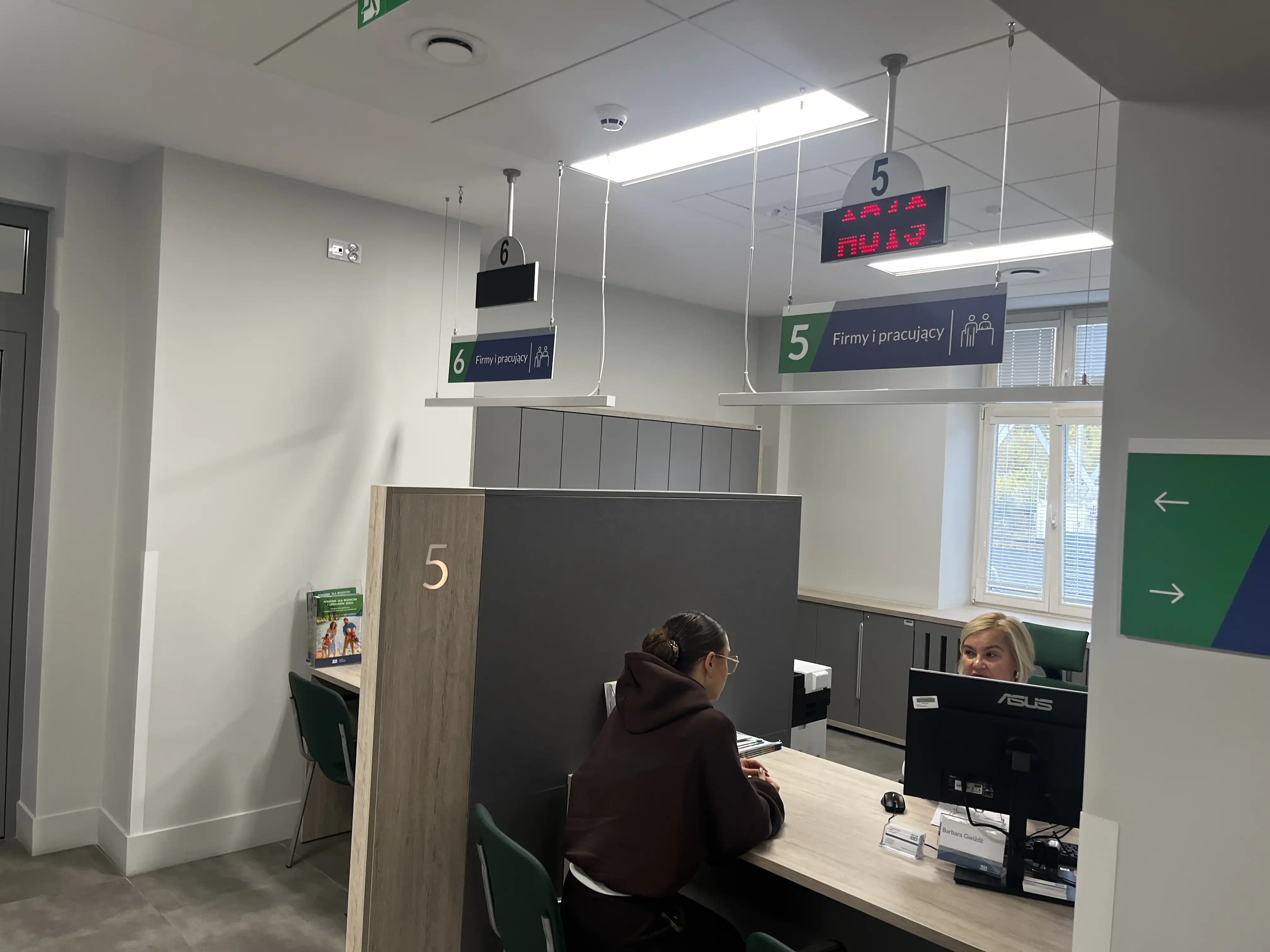 ZUS w Suchej Beskidzkiej po modernizacji. Więcej miejsca i udogodnienia dla klientów