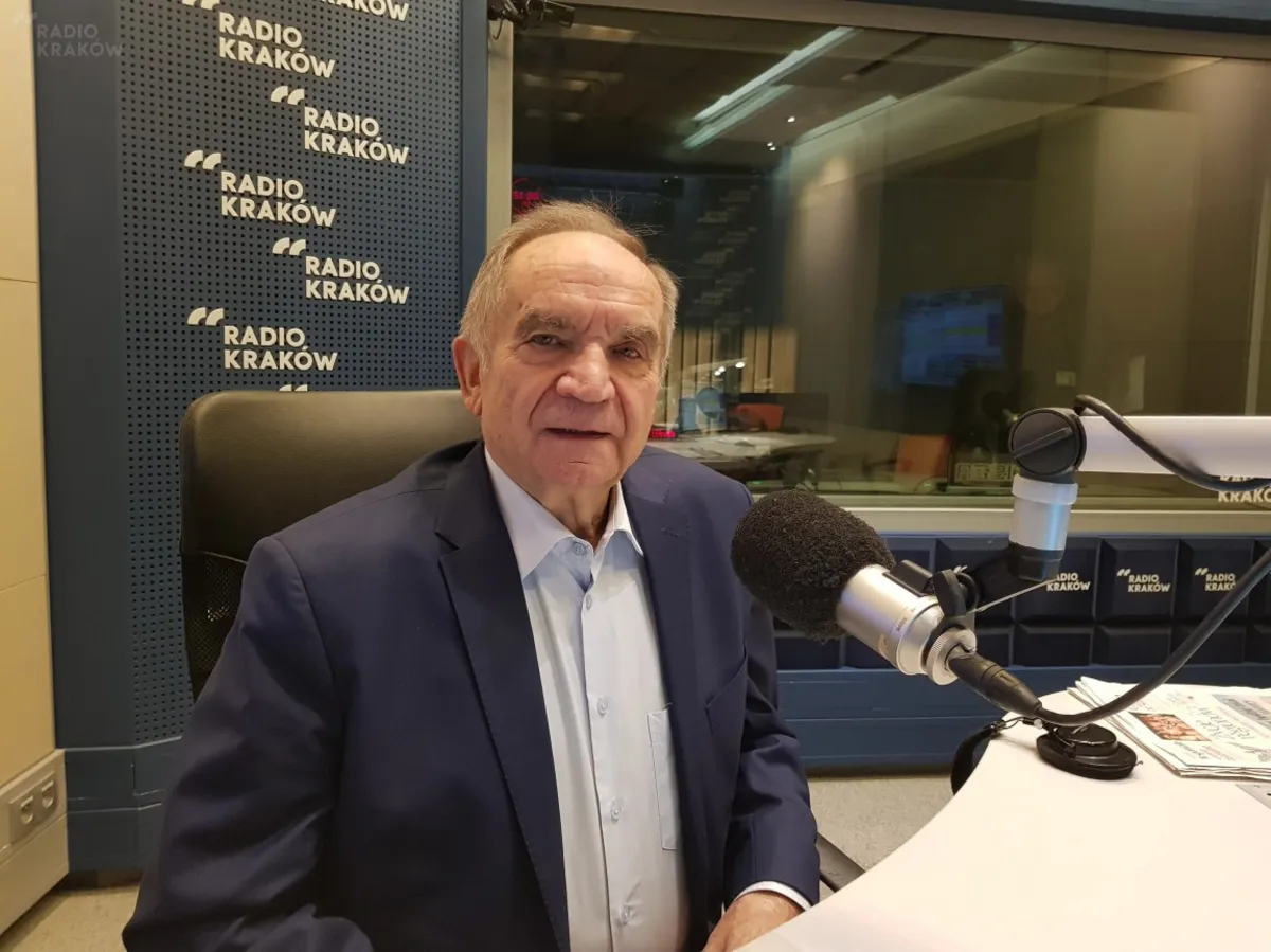 Józef Lassota: "Rząd PiS liczy na to, że skłóci nauczycieli z rodzicami"