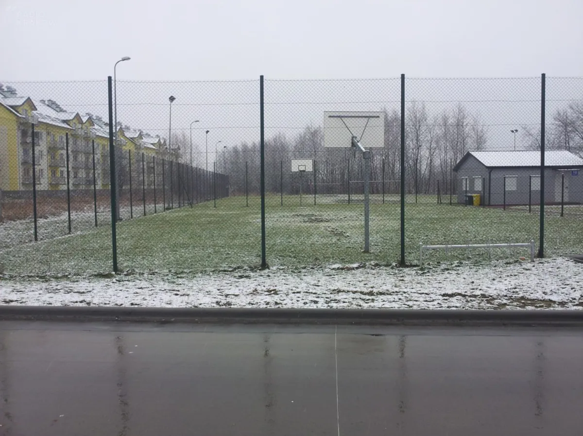 Koszykówka na trawie? Tarnów skończy wreszcie z absurdem