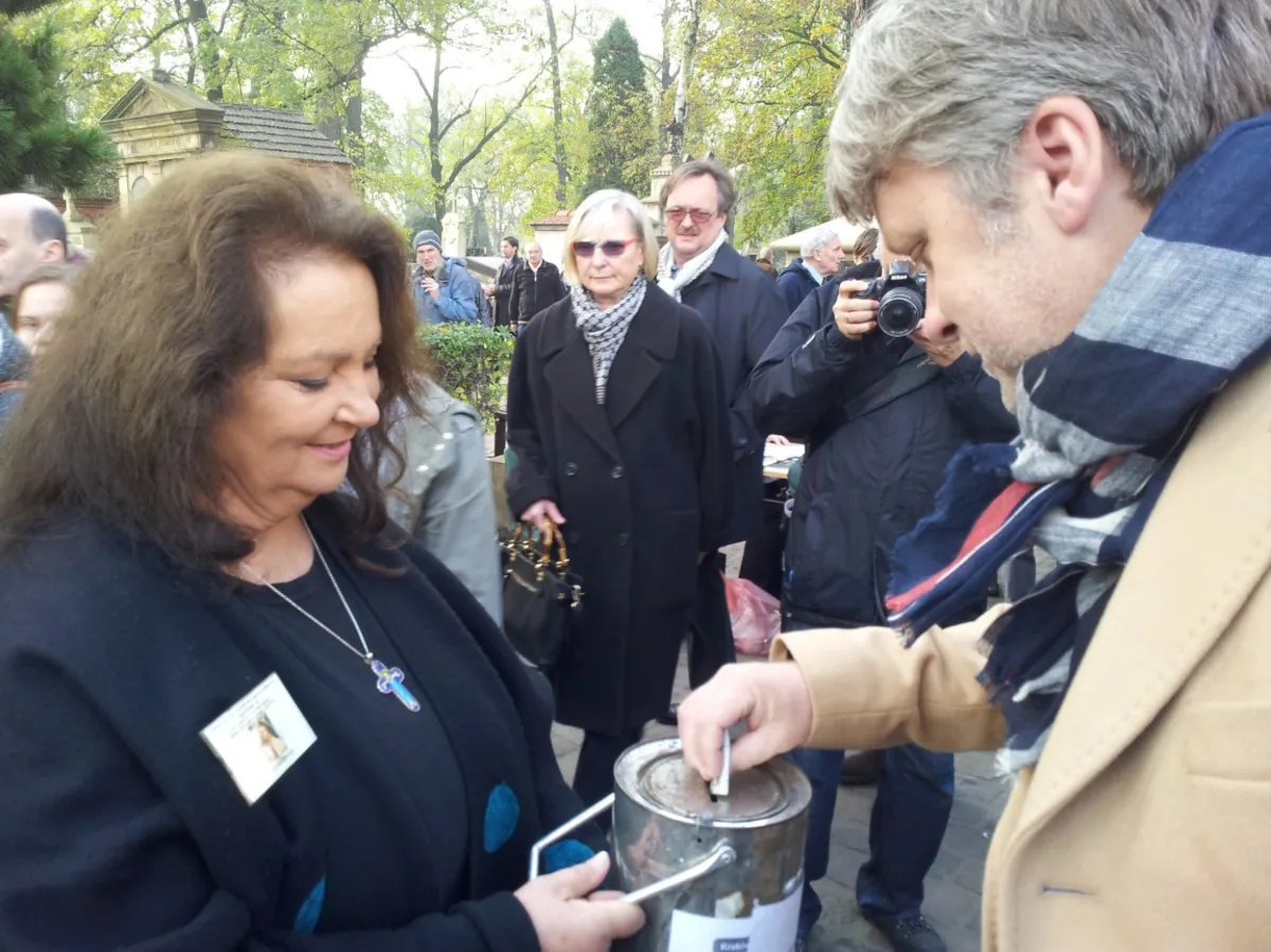 Kwesty na małopolskich cmentarzach