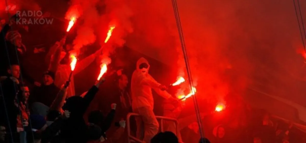 Kluby sportowe pozwalają na wnoszenie rac?