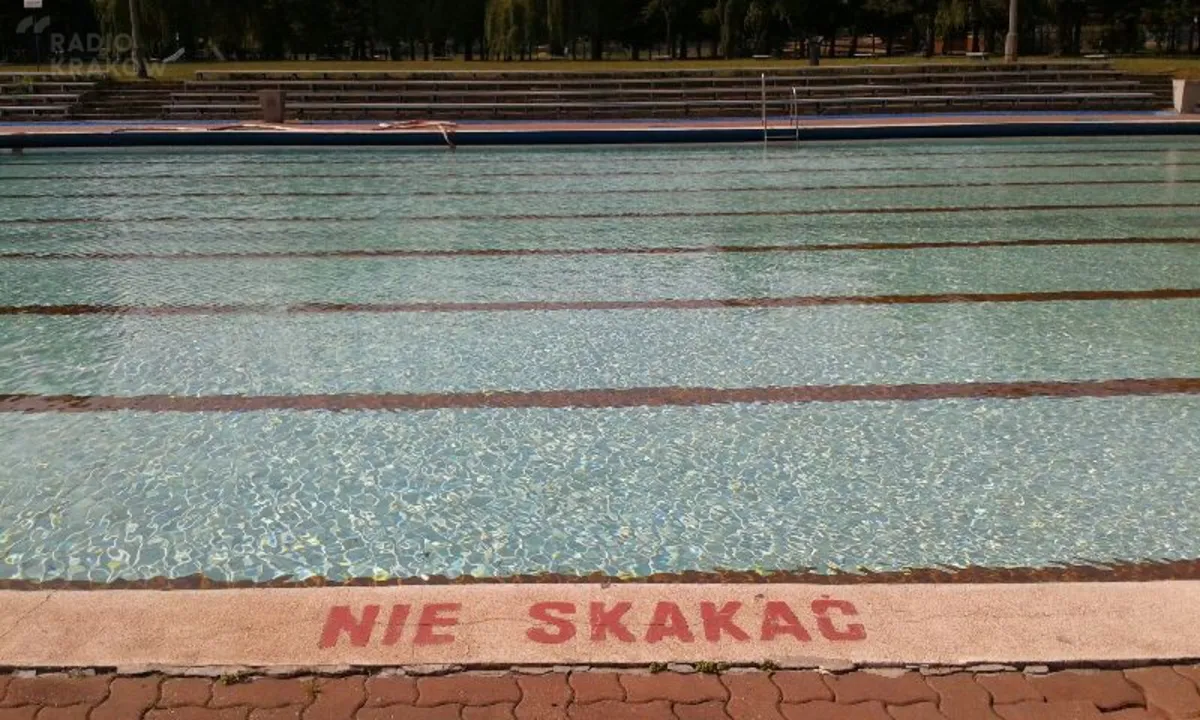 Skoczył na główkę i złamał kręgosłup. Sprawę bada policja