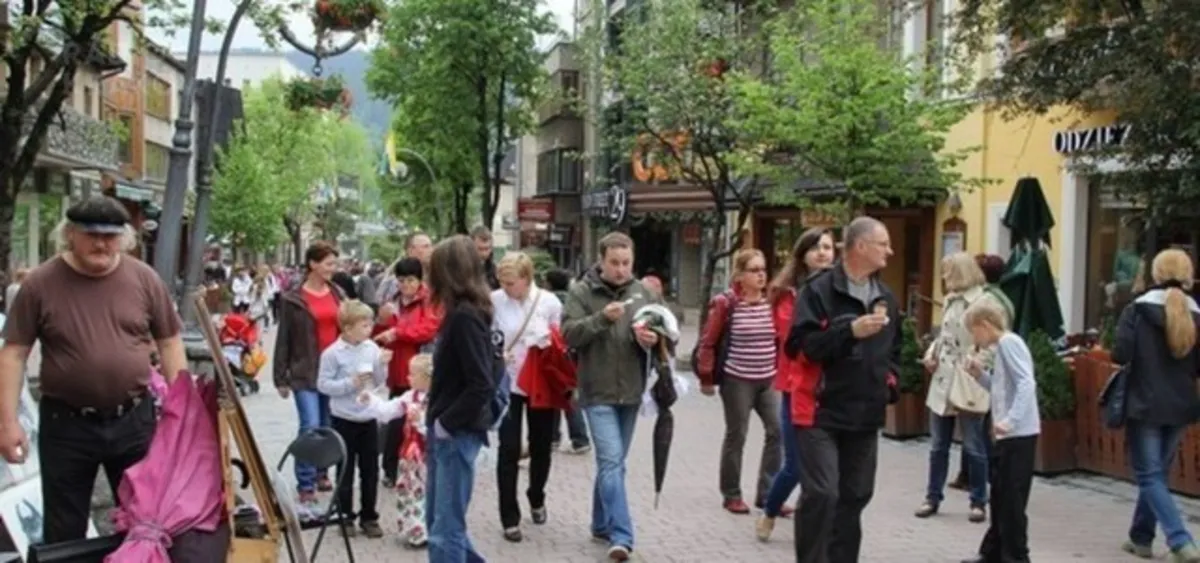 Góralskie jedzenie znika z Krupówek. Zastępuje je kebab