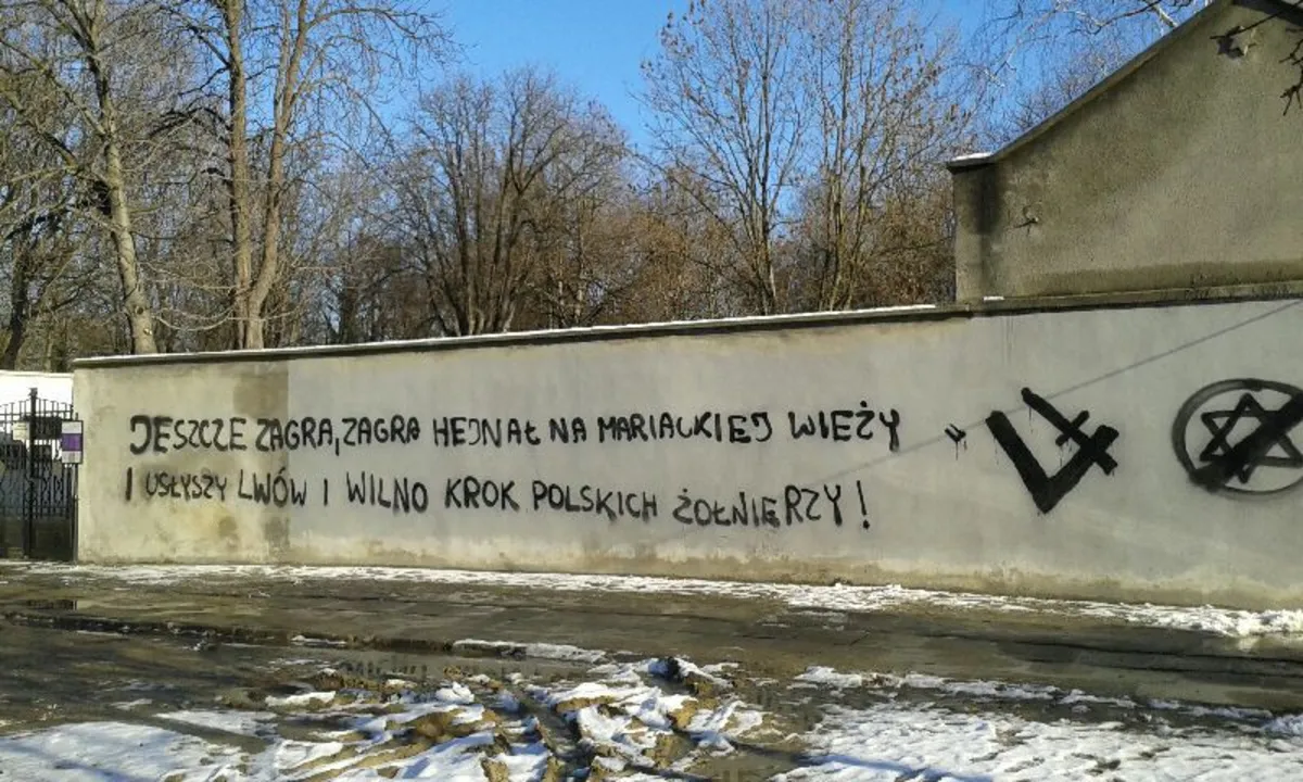 Kolejny wybryk chuligański w Tarnowie. Graffiti pojawiło się na murze żydowskiego cmentarza
