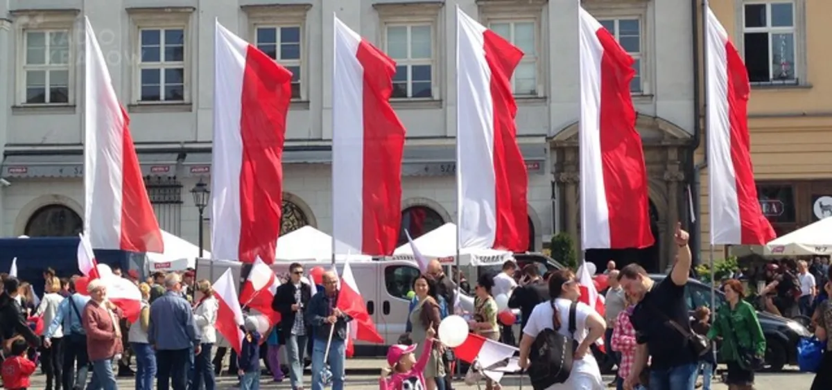 Biało-czerwona Małopolska nie tylko w Święto Flagi