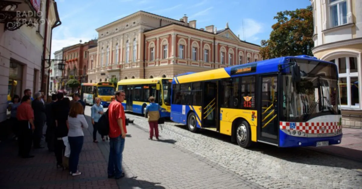 Autobusy wrócą na ulicę Wałową w Tarnowie? Ankieta nie dała jednoznacznej odpowiedzi