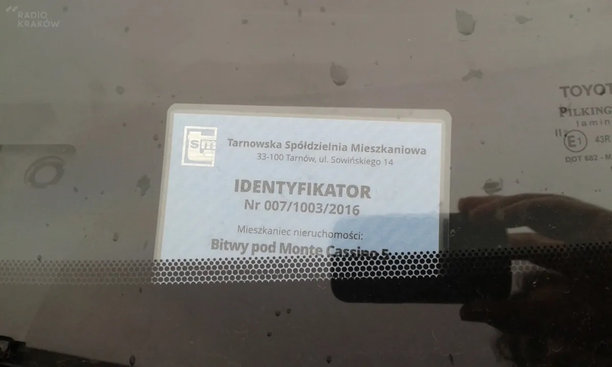 Awantura o identyfikatory parkingowe wprowadzone przez Tarnowską Spółdzielnię Mieszkaniową