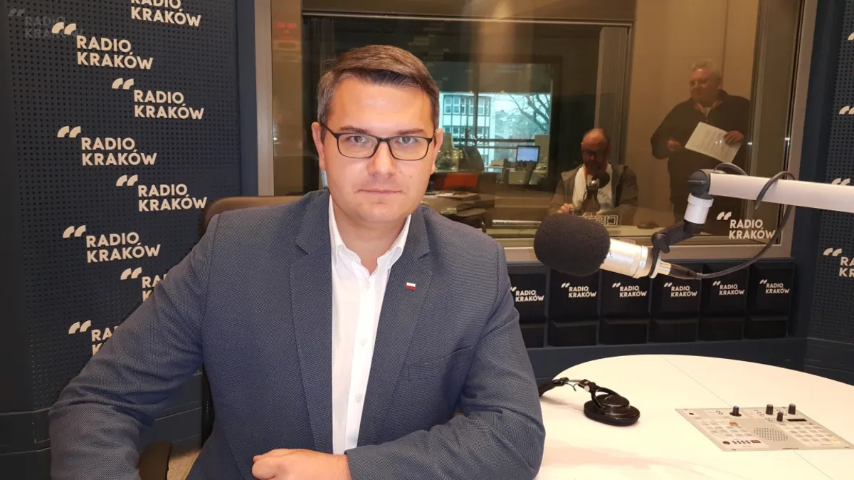 Jarosław Szlachetka o interwencyjnym skupie chryzantem oraz programach antysmogowych