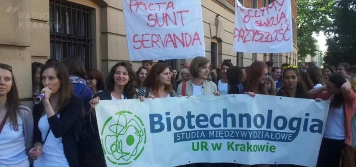 W Krakowie odbył się protest studentów z UR