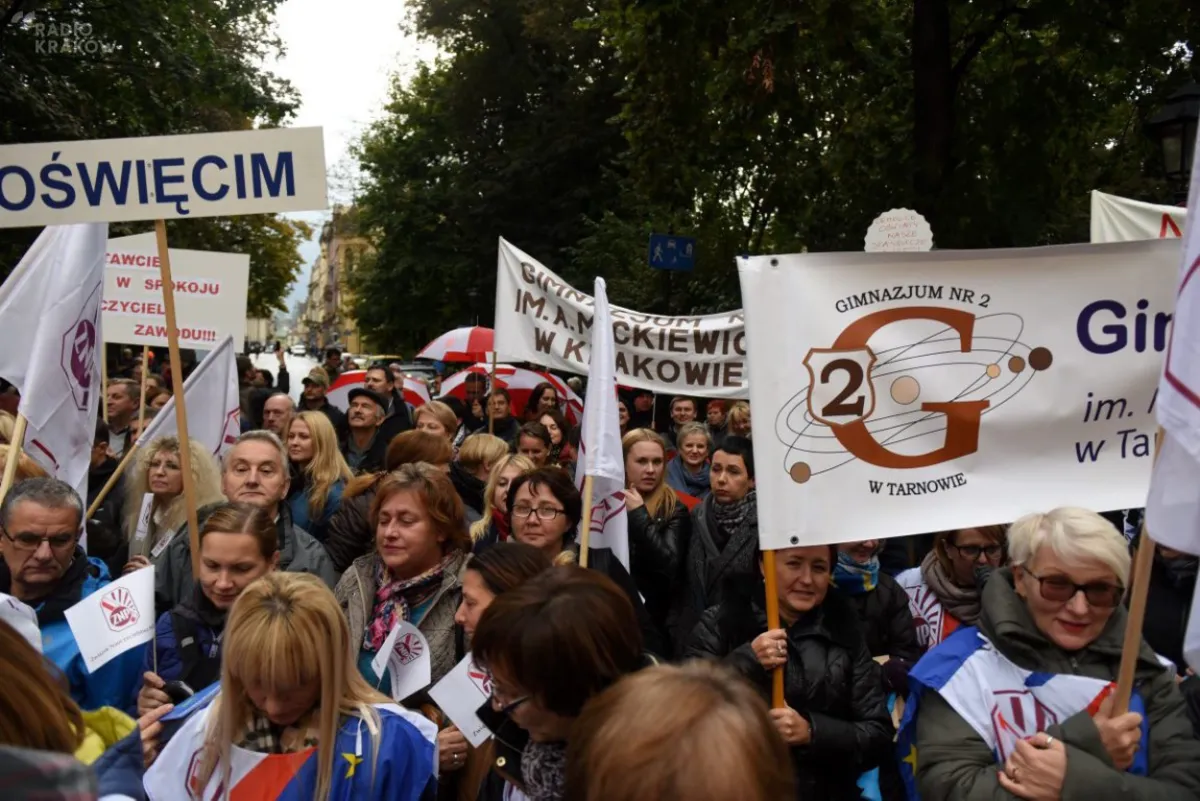 Nauczyciele z Gimnazjum numer 2 w Tarnowie obawiają się efektów reformy szkolnictwa
