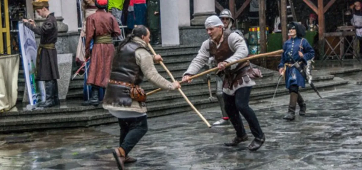 Rycerze, damy i średniowieczni rzemieślnicy w N.Sączu