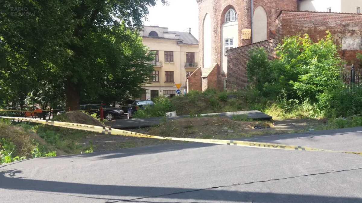 Tarnów: dwie zabytkowe basteje z placu Morawskiego wciąż czekają na zagospodarowanie