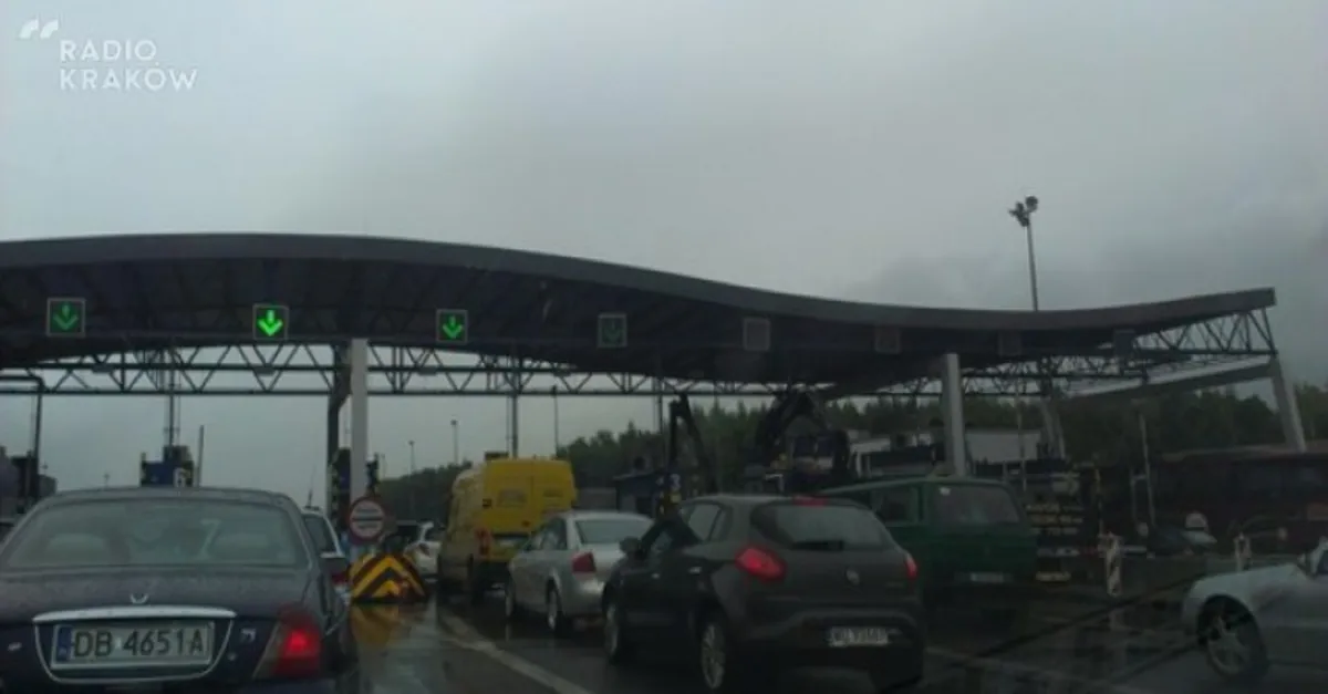 W dalszym ciągu nie potrafimy jeździć po autostradach? Policja: "Jest lepiej"