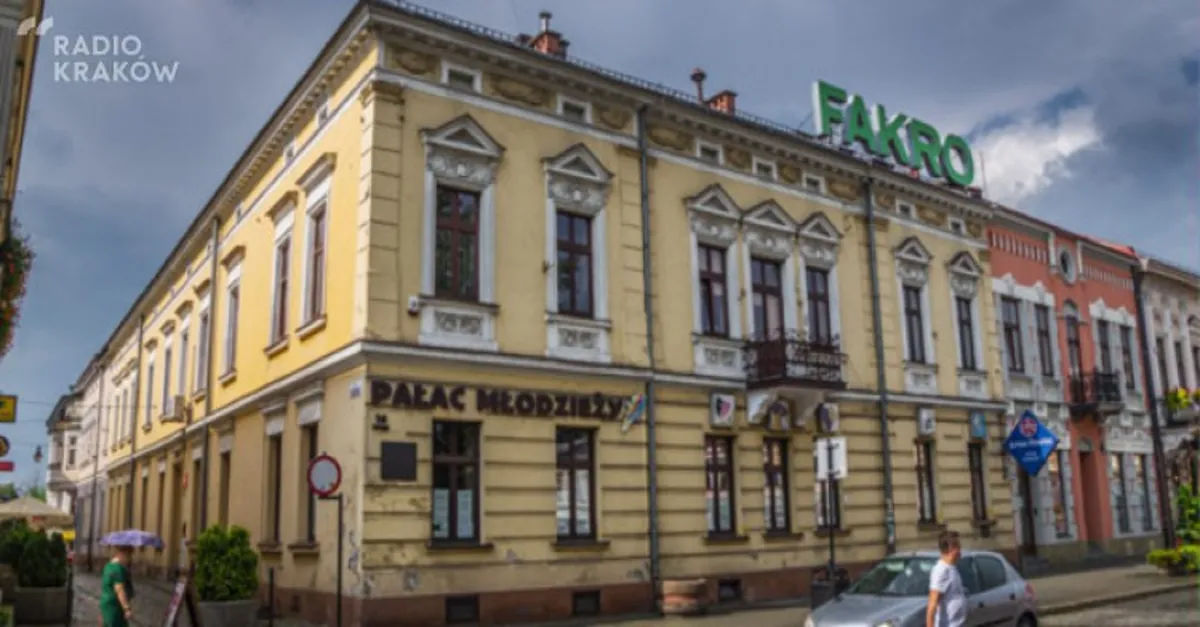 Ruszył gruntowny remont sądeckiego Pałacu Młodzieży