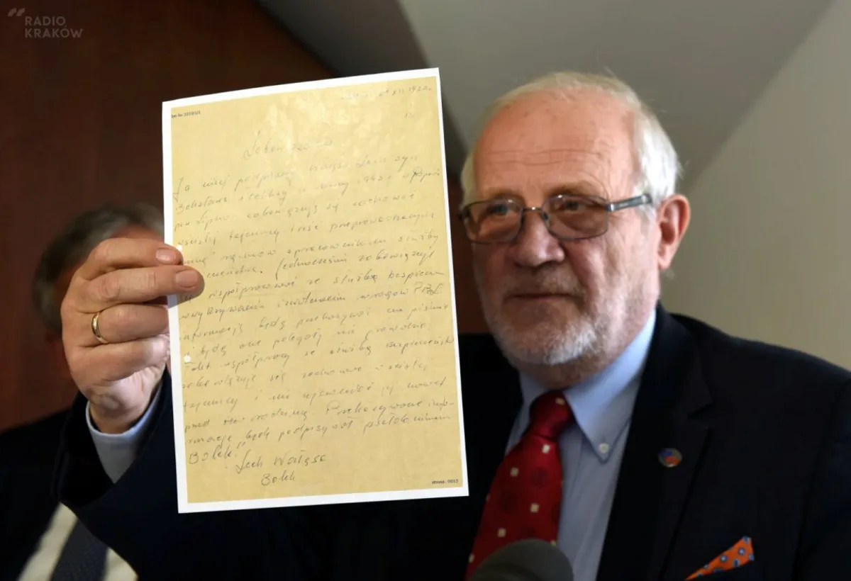 Obrońcy Wałęsy mają nową opinię ws. materiałów z teczki TW "Bolek"