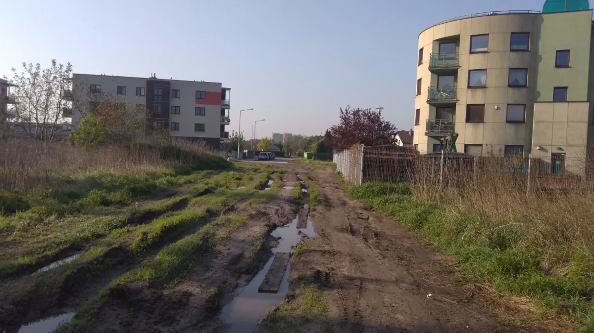 Kraków: mieszkańcy okolic ulicy Pękowickiej muszą jeszcze poczekać na remont tej drogi