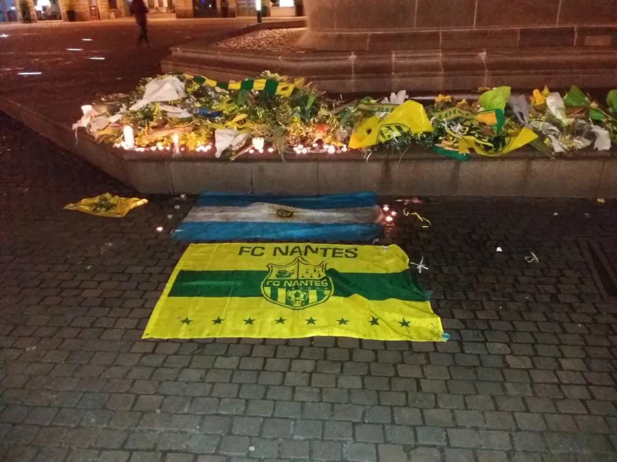 Mecz koszykarek w cieniu dramatu piłkarskiej gwiazdy Nantes